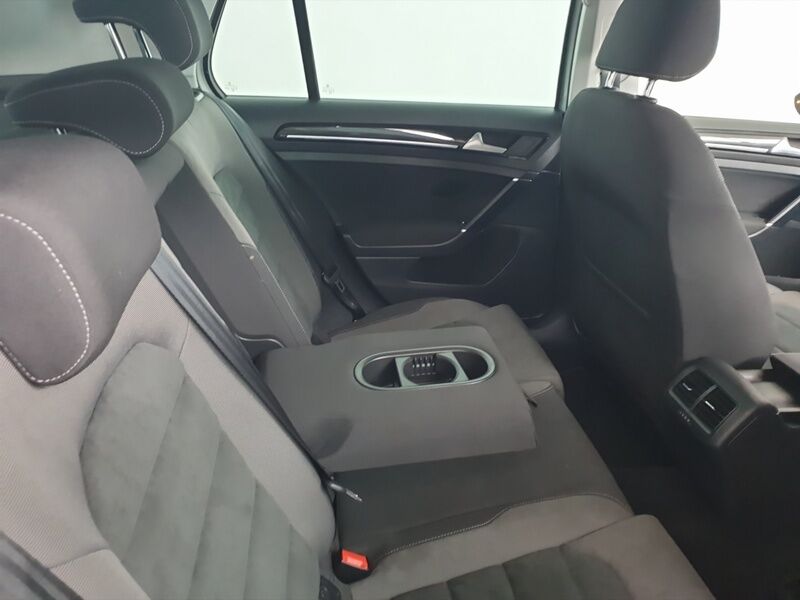 More views of Volkswagen Golf
