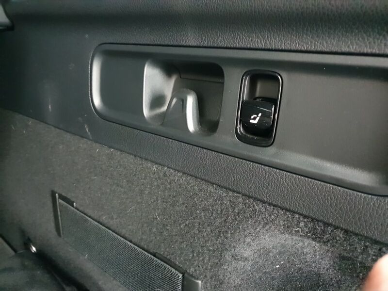 More views of Mercedes-Benz GLC