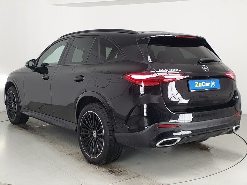 More views of Mercedes-Benz GLC