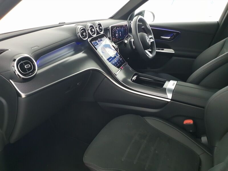 More views of Mercedes-Benz GLC
