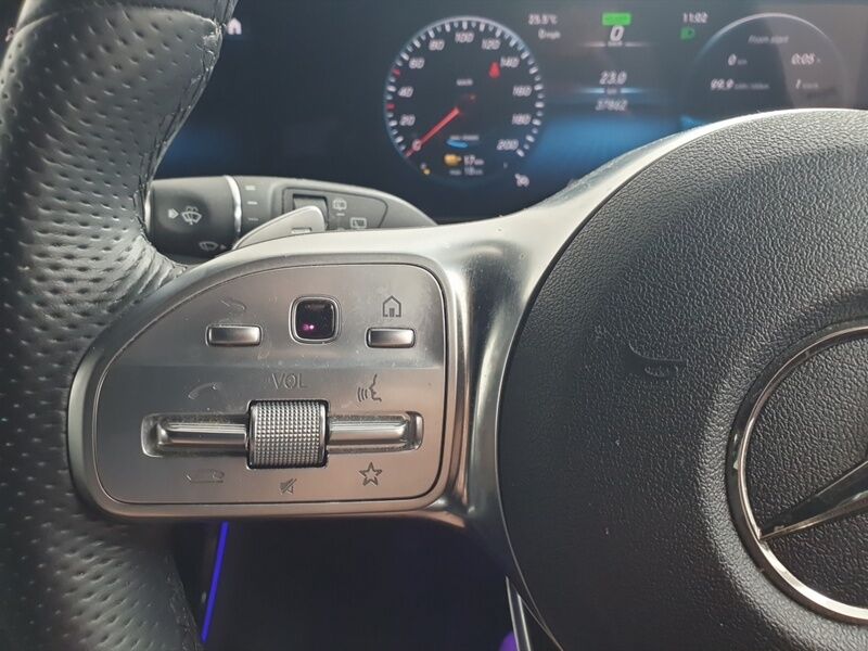 More views of Mercedes-Benz EQC