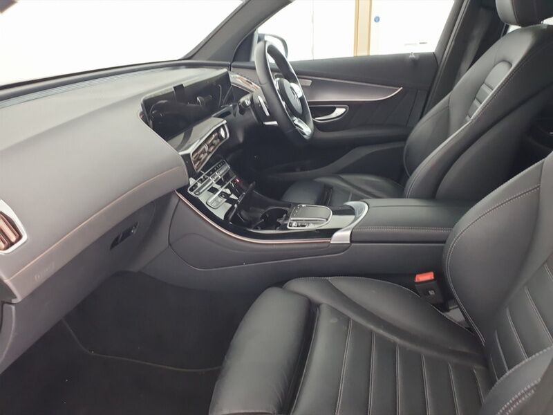 More views of Mercedes-Benz EQC