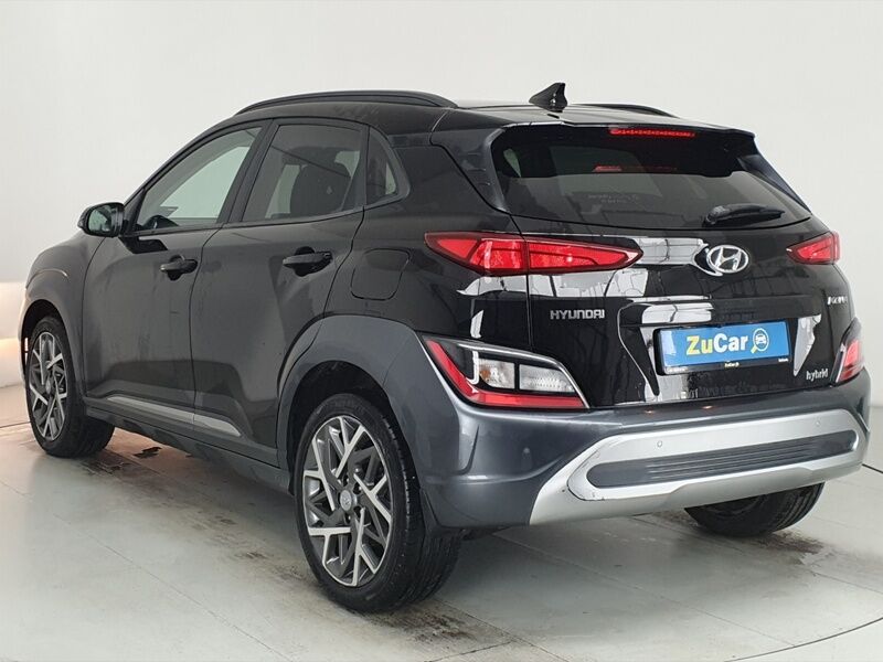 More views of Hyundai KONA