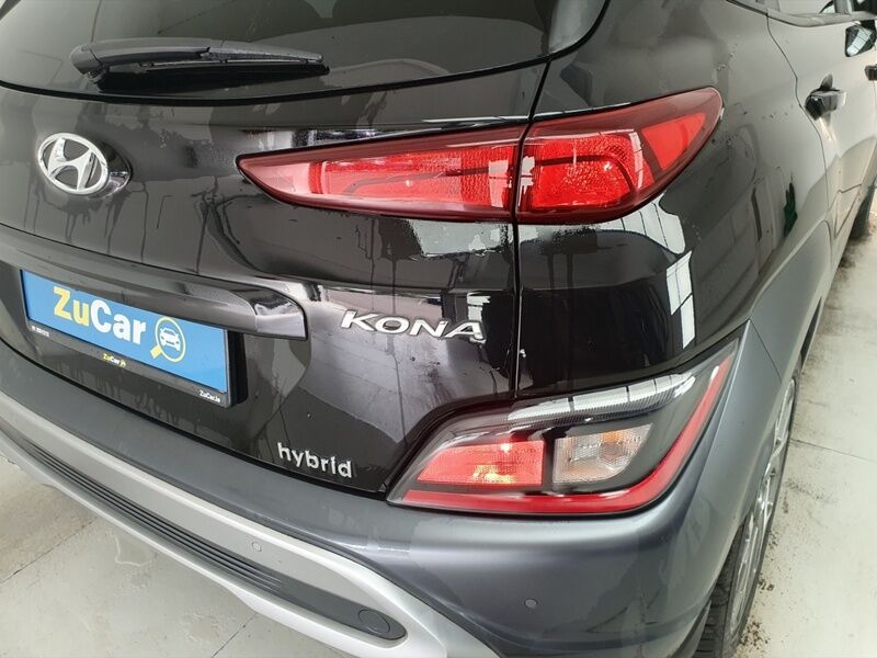 More views of Hyundai KONA