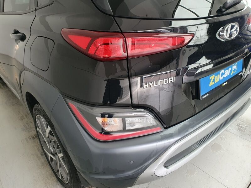 More views of Hyundai KONA