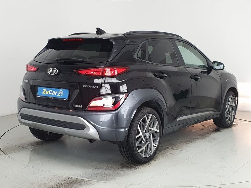 More views of Hyundai KONA