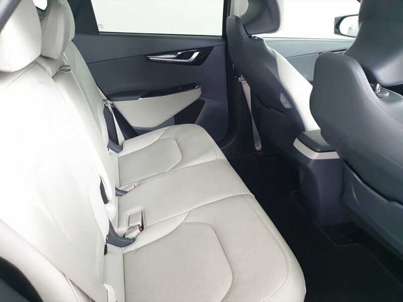 More views of Kia EV6