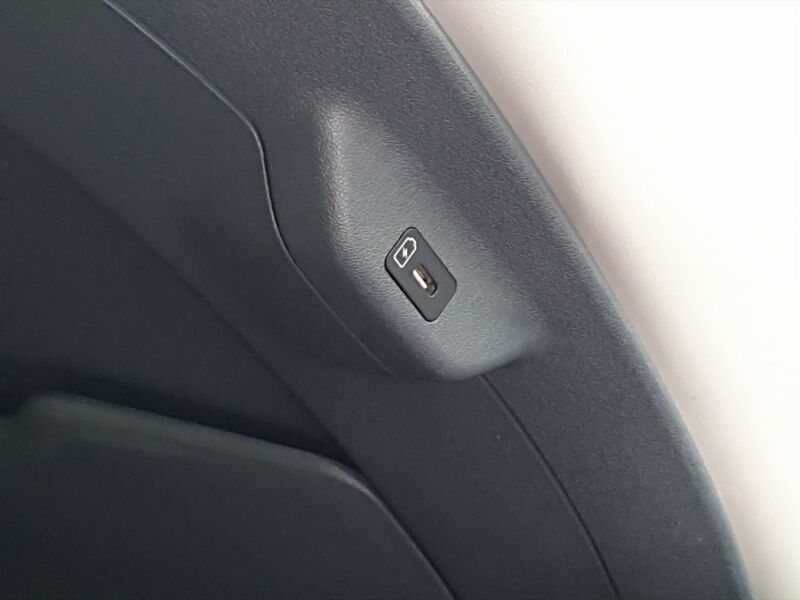 More views of Kia EV6