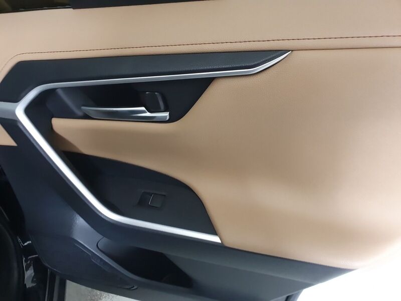 More views of Toyota RAV4