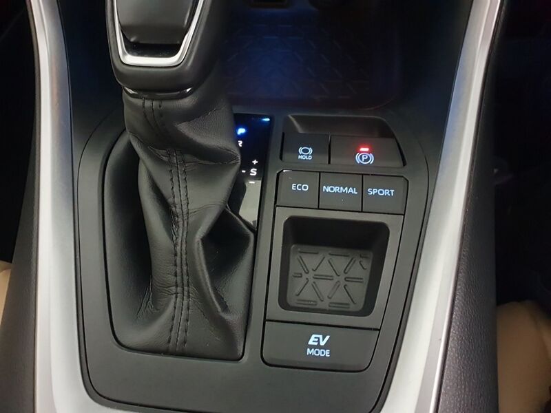 More views of Toyota RAV4