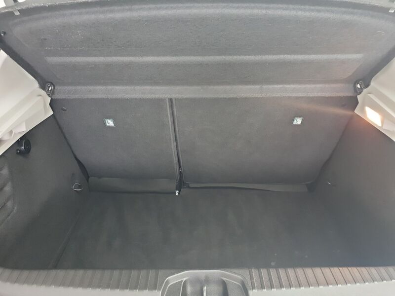 More views of Renault Clio