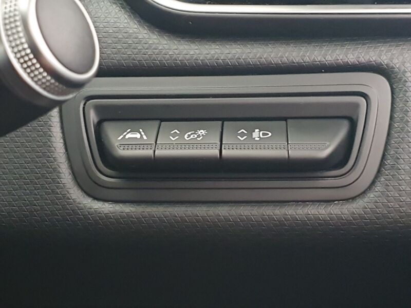 More views of Renault Clio