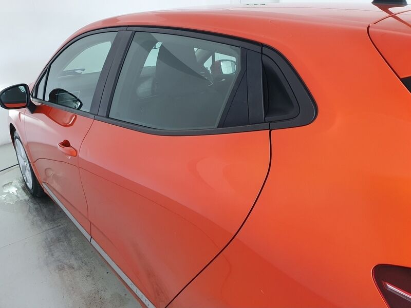 More views of Renault Clio