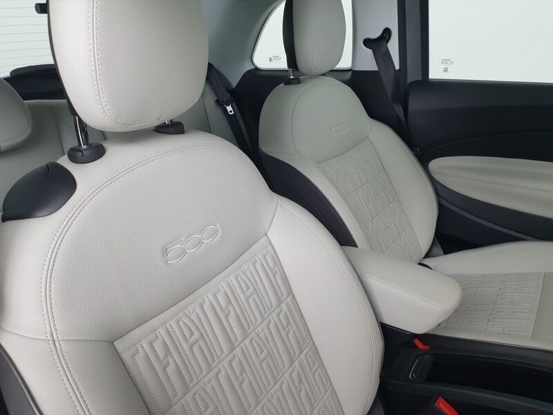 More views of Fiat 500e