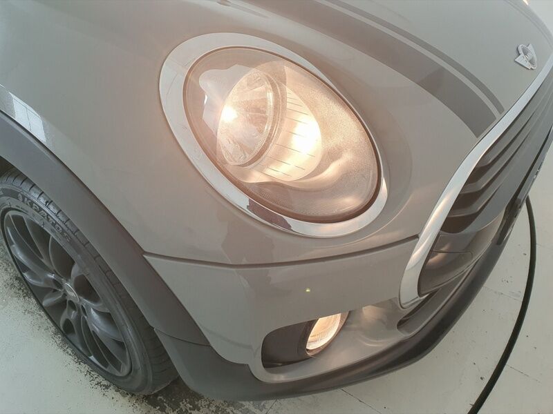 More views of Mini Clubman