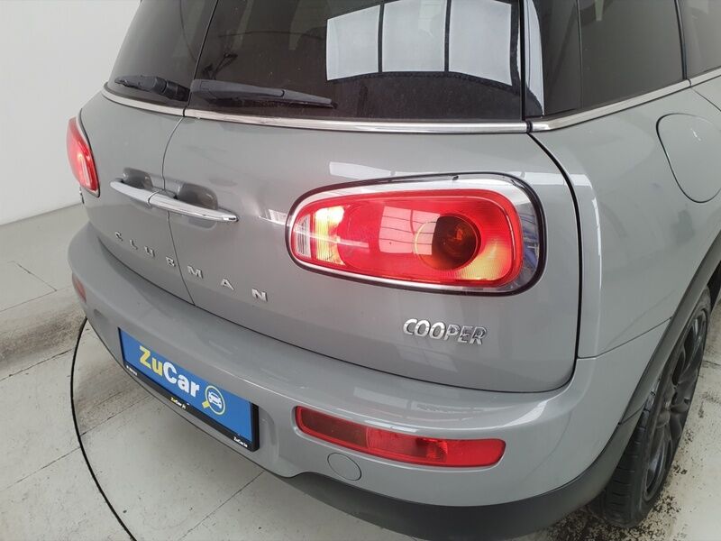 More views of Mini Clubman