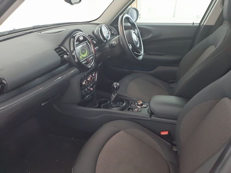 More views of Mini Clubman