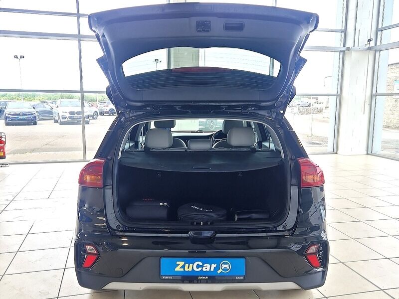 More views of Kia Niro