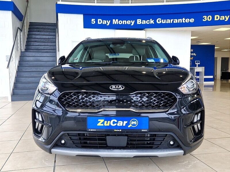More views of Kia Niro