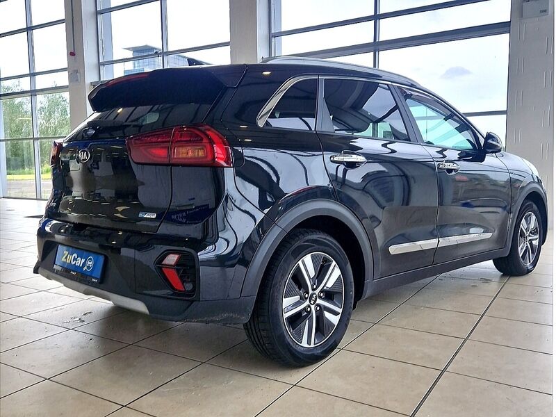 More views of Kia Niro