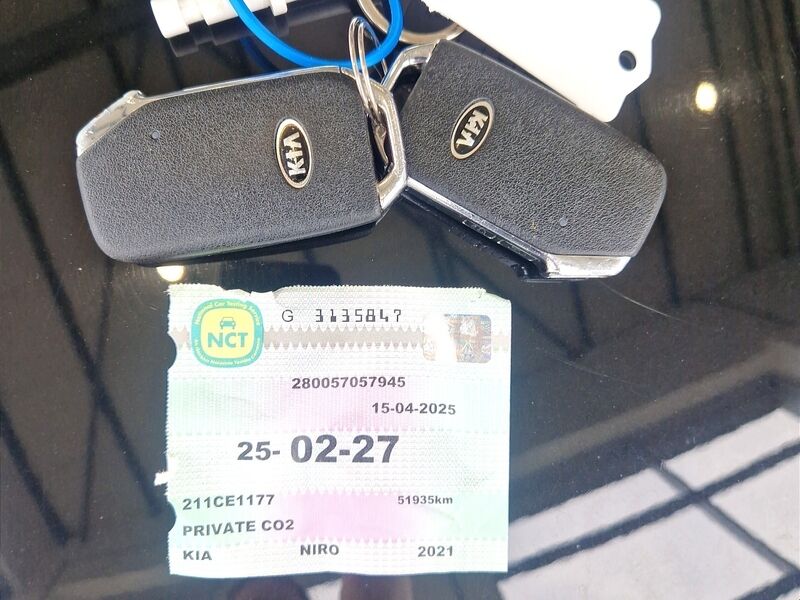 More views of Kia Niro