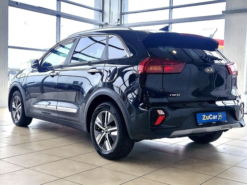 More views of Kia Niro