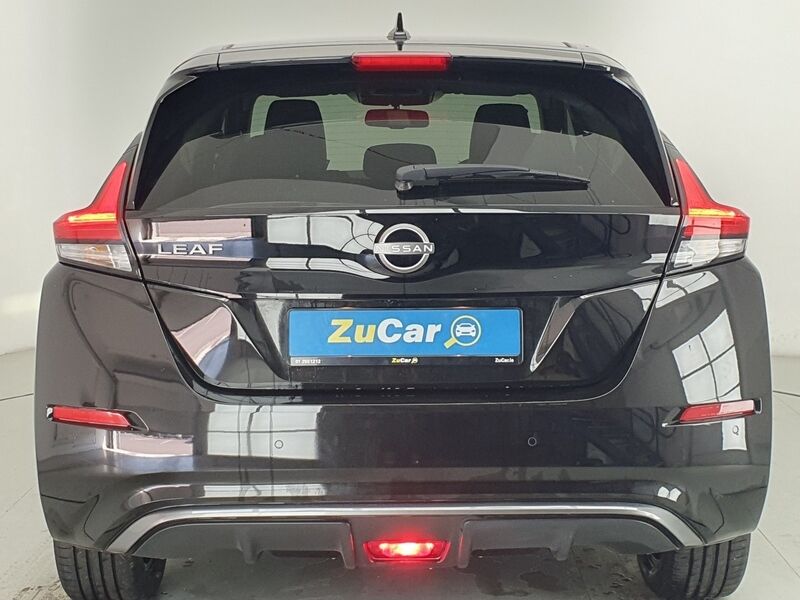 More views of Nissan Leaf