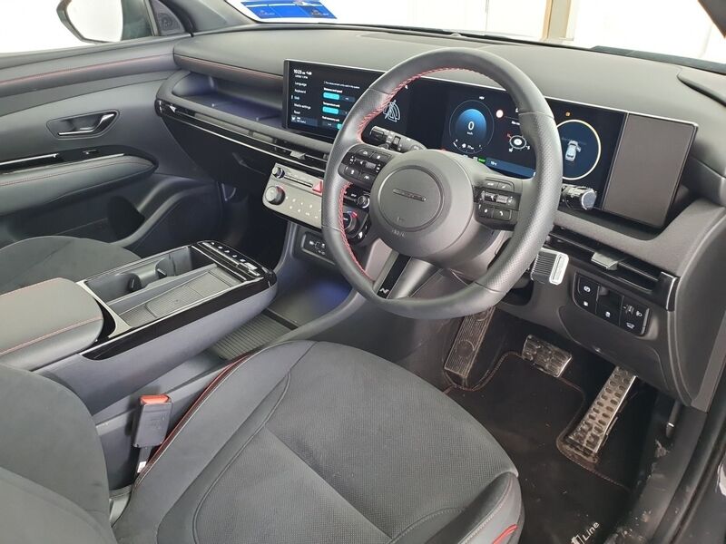 More views of Hyundai Tucson