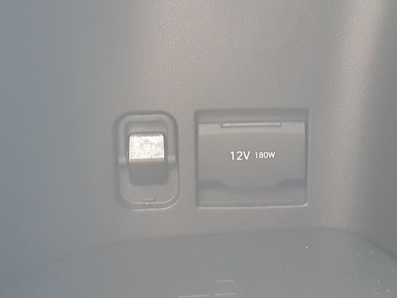 More views of Hyundai Tucson