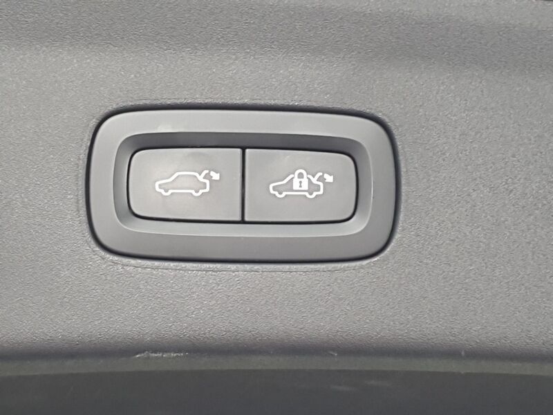 More views of Polestar 2