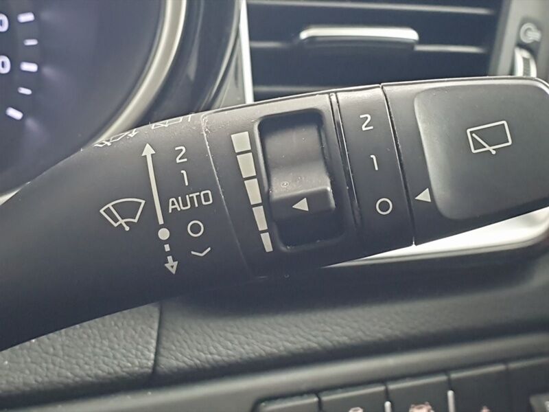 More views of Kia XCeed