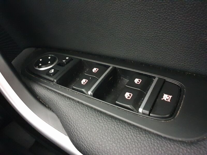 More views of Kia XCeed