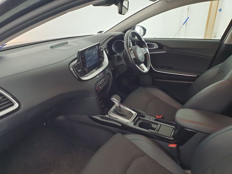 More views of Kia XCeed