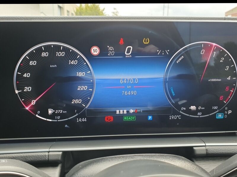 More views of Mercedes-Benz GLE