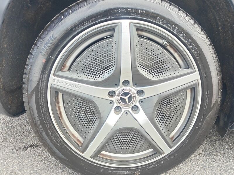 More views of Mercedes-Benz EQE