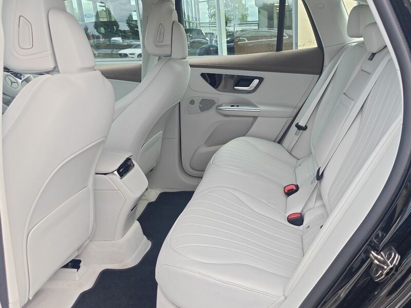 More views of Mercedes-Benz EQE
