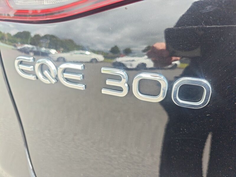 More views of Mercedes-Benz EQE