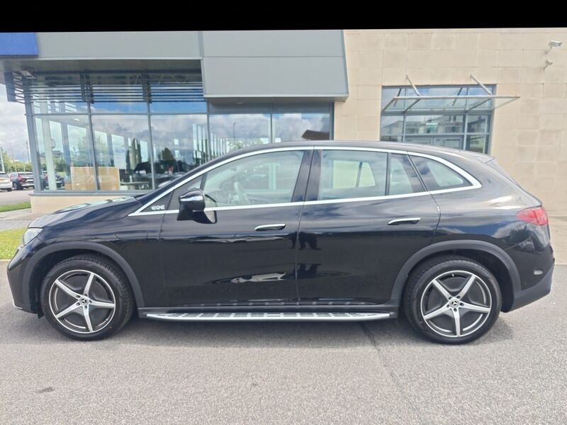 More views of Mercedes-Benz EQE