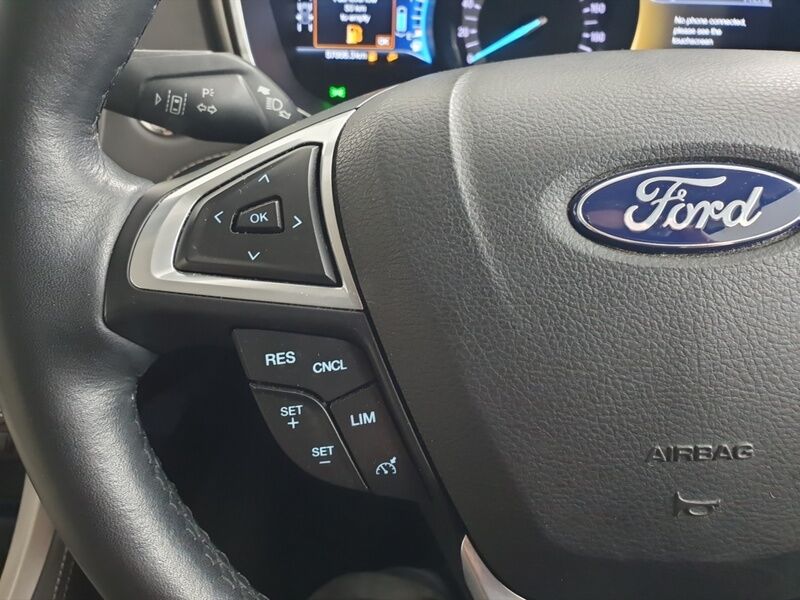 More views of Ford Mondeo
