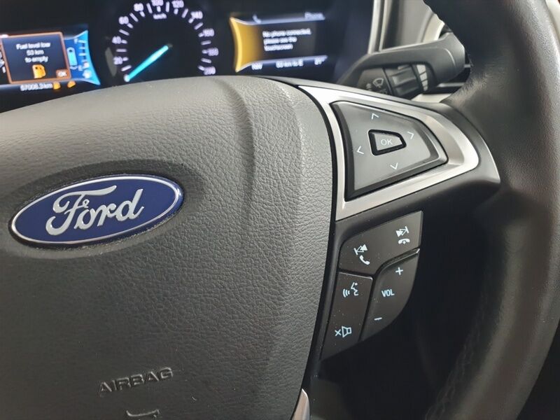 More views of Ford Mondeo