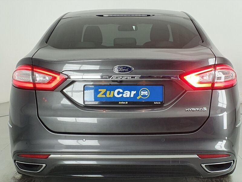 More views of Ford Mondeo