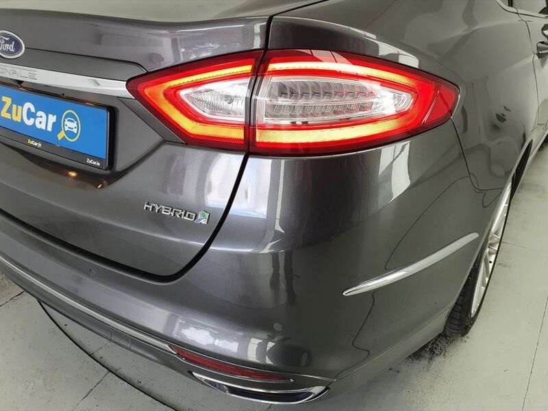 More views of Ford Mondeo