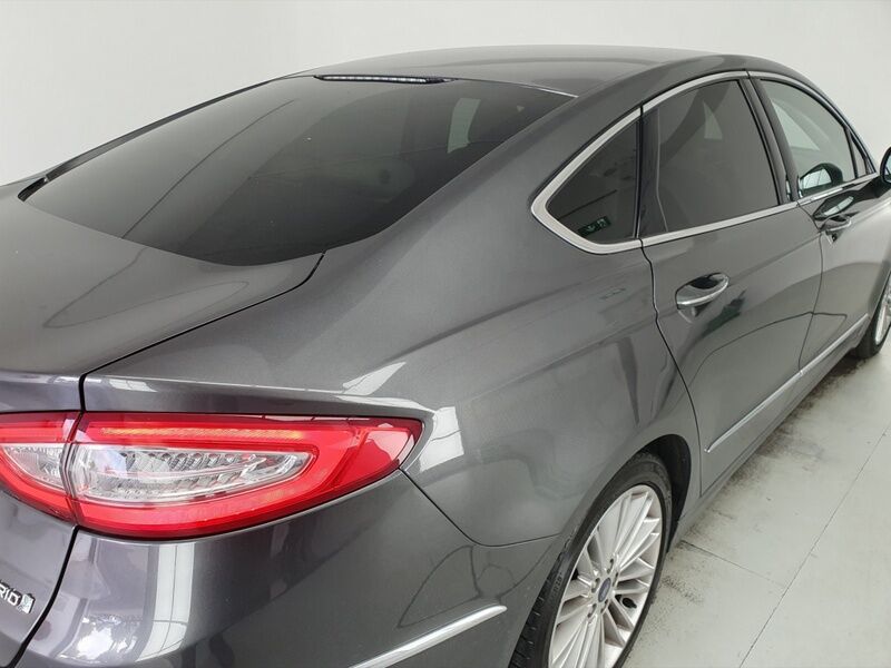More views of Ford Mondeo