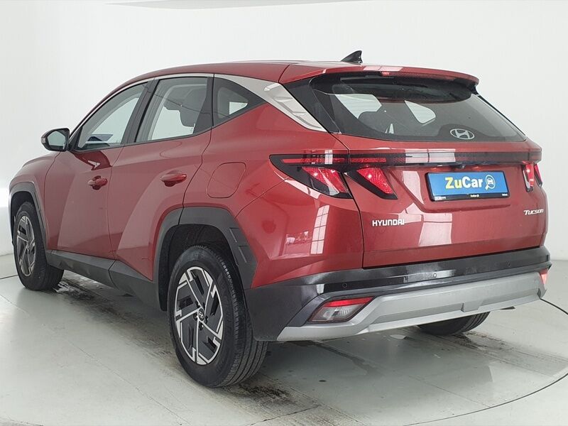 More views of Hyundai Tucson