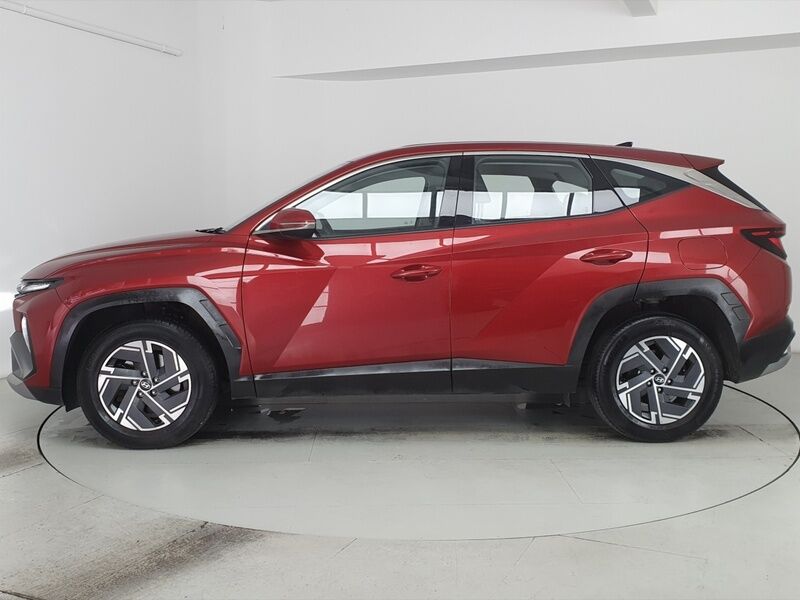 More views of Hyundai Tucson
