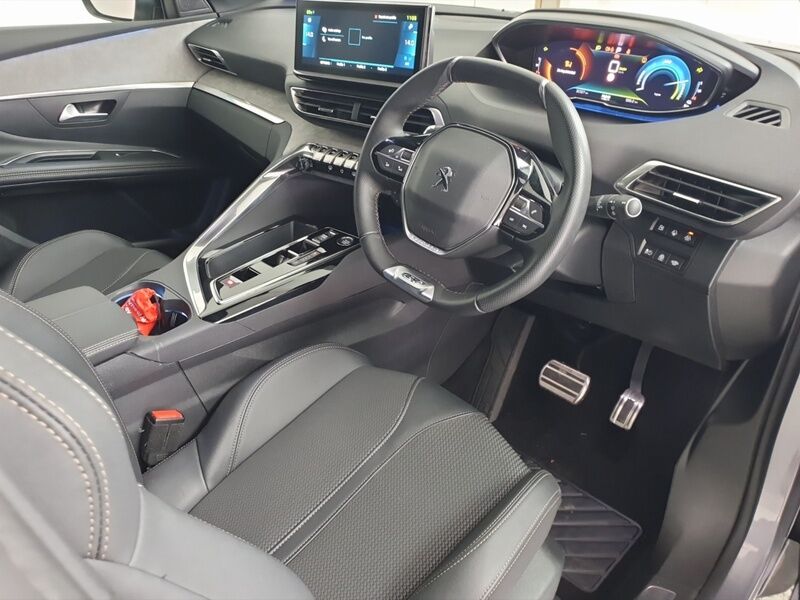 More views of Peugeot 3008