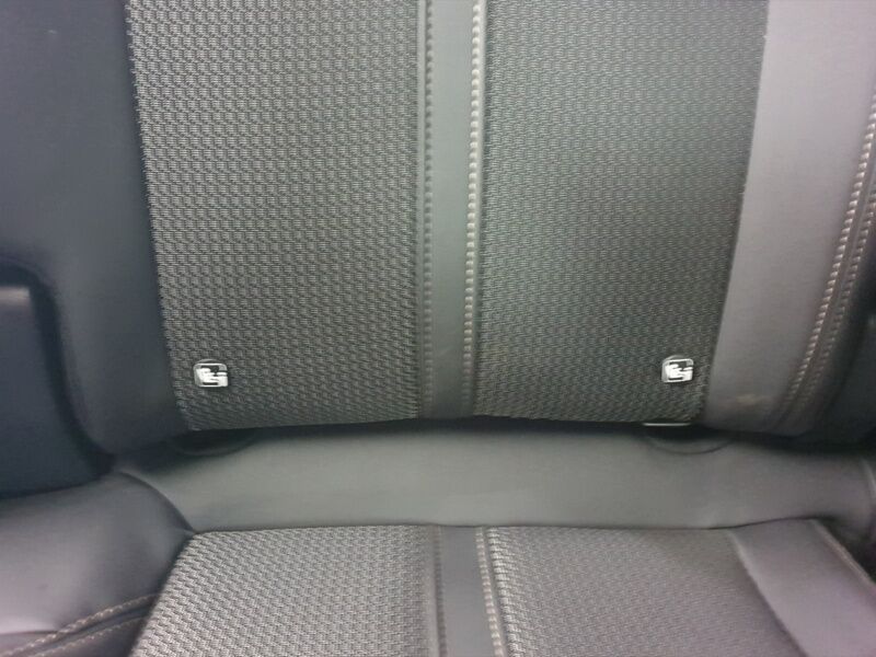 More views of Peugeot 3008