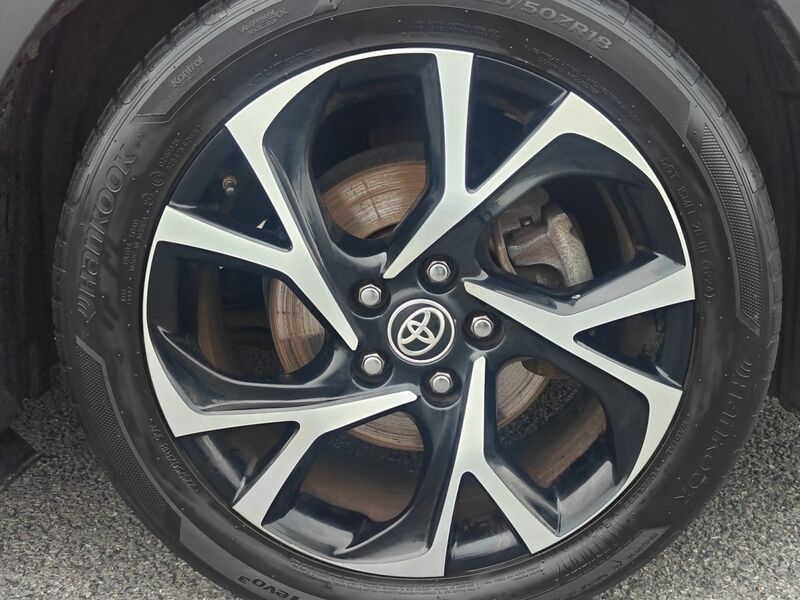 More views of Toyota C-HR