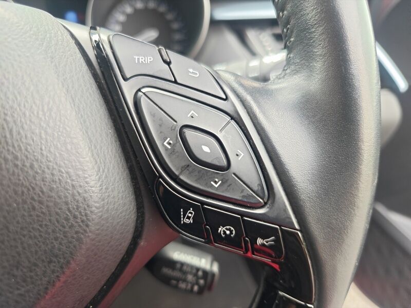 More views of Toyota C-HR