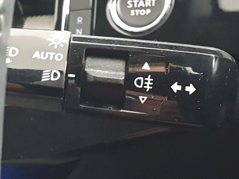 More views of Peugeot 3008